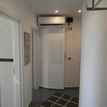 Rockys Ferienwohnung Zwenkau Buitenkant foto